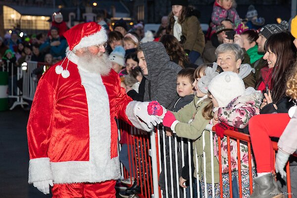 Crowds turn out for parade