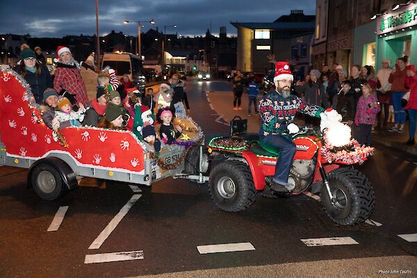 Crowds turn out for parade